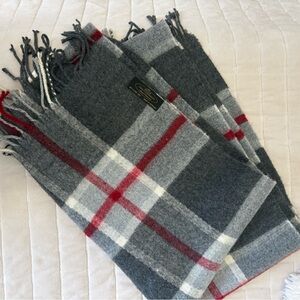 100% Cashmere Gray Plaid Scarf - Made in Germany